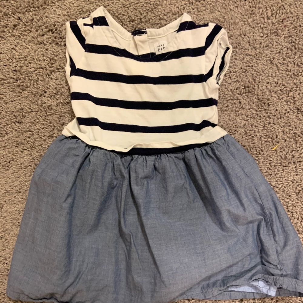 Baby gap dress
